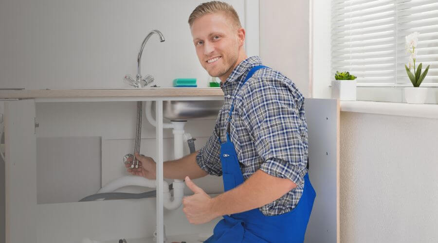Expert burst pipe repair services in Edgewood, NM